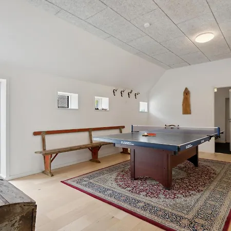 In With 6 Bedrooms * Spjald